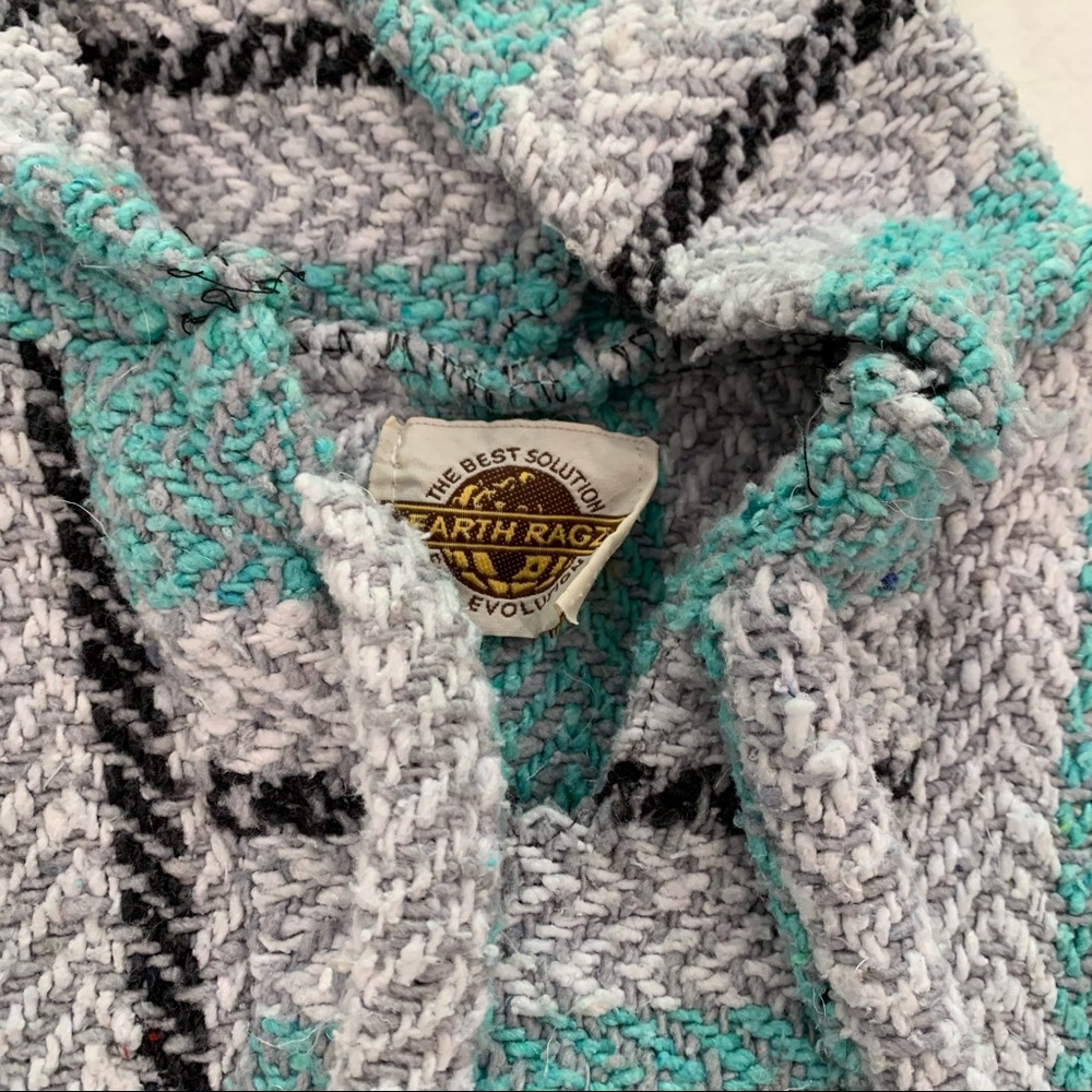 🏄🏼‍♀️Earth Ragz Sweater - Picture 5 of 5